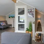Eget Hus I Sjokanten Ved Fjorden Prázdninový dům