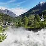 Holiday home Eget Hus I Sjokanten Ved Fjorden Langevag