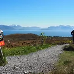 Eget Hus I Sjokanten Ved Fjorden * Langevag