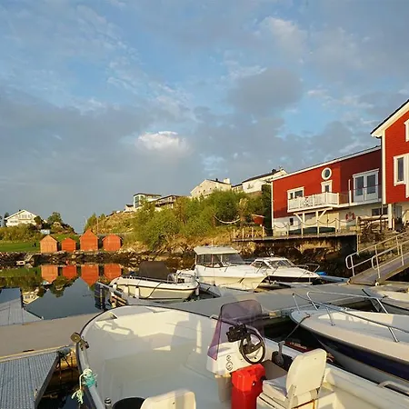 Eget Hus I Sjokanten Ved Fjorden Casa de Férias