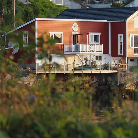 Eget Hus I Sjokanten Ved Fjorden 度假居 Langevag