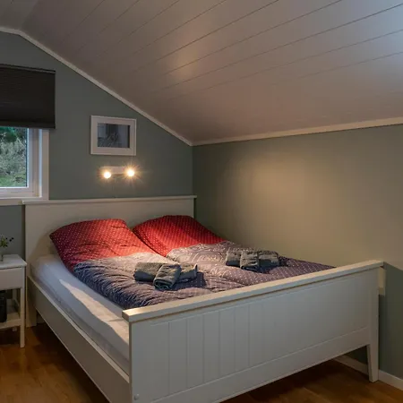 度假居 Eget Hus I Sjokanten Ved Fjorden *