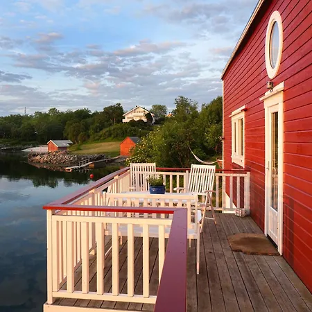 Eget Hus I Sjokanten Ved Fjorden Semesterbostad