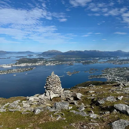 Eget Hus I Sjokanten Ved Fjorden Semesterbostad