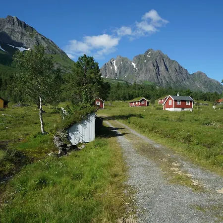 Semesterbostad Eget Hus I Sjokanten Ved Fjorden Langevag