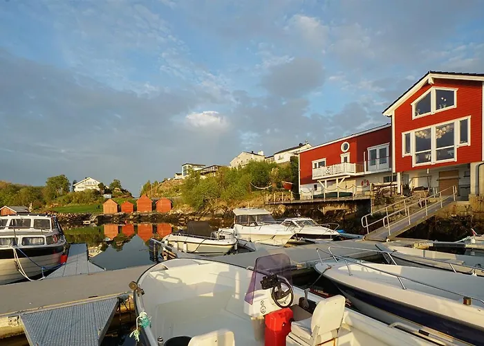 Eget Hus I Sjokanten Ved Fjorden Feriehus