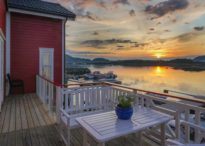 Feriehus Eget Hus I Sjokanten Ved Fjorden