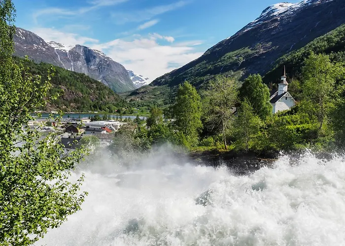 Feriehus Eget Hus I Sjokanten Ved Fjorden Langevag