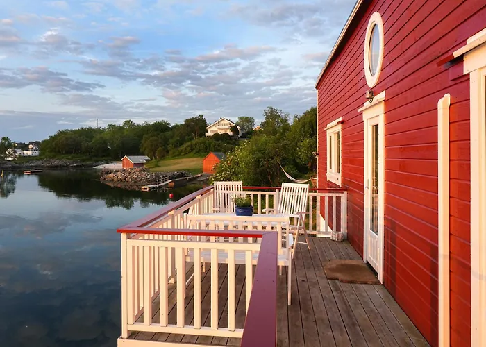 Eget Hus I Sjokanten Ved Fjorden Feriehus