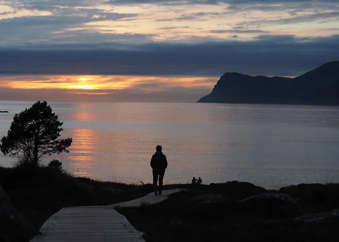 Feriehus Eget Hus I Sjokanten Ved Fjorden Langevag