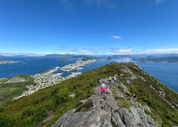 Eget Hus I Sjokanten Ved Fjorden Feriehus *